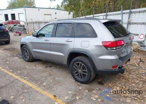 2017 Jeep Grand Cherokee Trailhawk z USA, uszkodzony, nr VIN 1C4RJFLG1HC733460